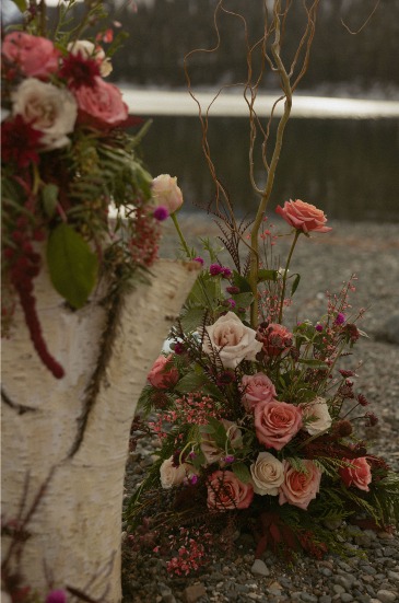 Romantic Pinks Ceremony Ground Pieces in La Grande, OR | FITZGERALD FLOWERS