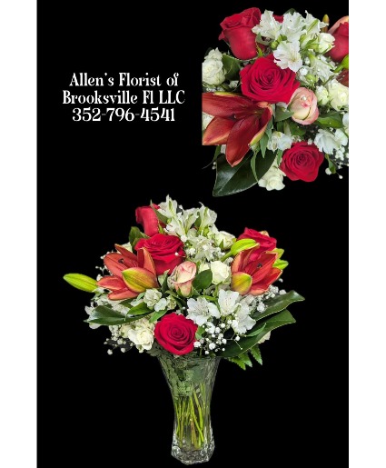 Romantic Radiance Fresh cut flowers in a vase