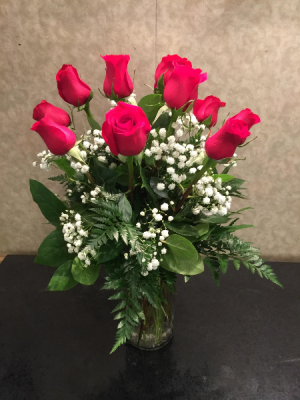 Classic Roses 1 Dozen  Roses Arranged (Colors Vary Weekly)
