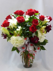 ROMANTIC ROSES FOR MY LOVE- Roses & Gifts Flowers & Gifts Prince George BC, Roses & Gifts Prince George BC. Order Roses & Gifts