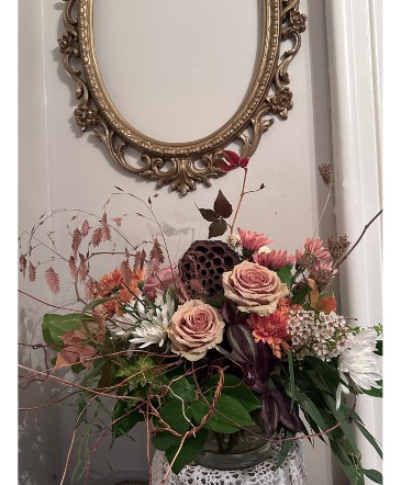 Signature Autumn - Neutral Woodland  in Marion, IA | Roots In Bloom