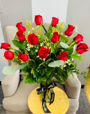 Pura Vida- One Dozen Premium Red Roses in Whittier, CA | Rosemantico Flowers Pura Vida- One Dozen Premium Red Roses in Whittier, CA | Rosemantico Flowers