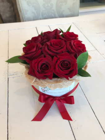 Red Rose Flower Box  in Sparta, NJ | Bluet Flower Co.