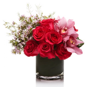 Rose and orchid vase Cupid’s arrow in Ozone Park, NY | Heavenly Florist Rose and orchid vase Cupid’s arrow in Ozone Park, NY | Heavenly Florist