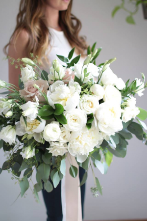 Garden Inspiration Bouquet in Oakville, ON | ANN'S FLOWER BOUTIQUE-Wedding & Event Florist Garden Inspiration Bouquet in Oakville, ON | ANN'S FLOWER BOUTIQUE-Wedding & Event Florist