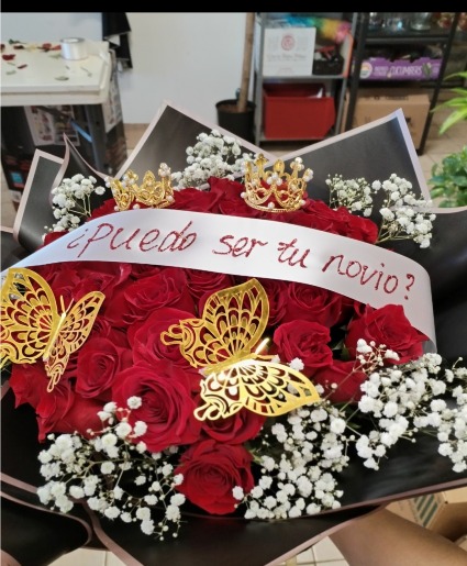 Rose bouquet butterfly and crown 