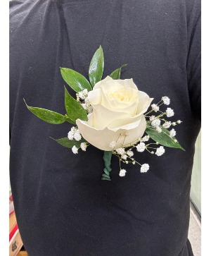 rose boutonniere boutonniere