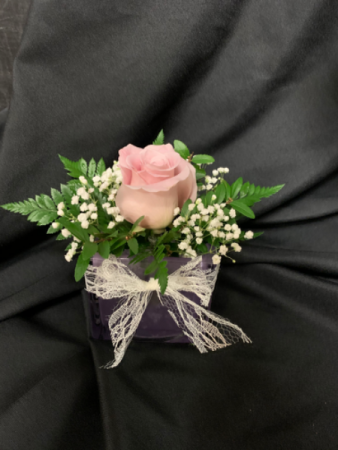 Rose Bowl Cube Arrangement  (*Everyday Best Seller) in Red Lake, ON | FOREVER GREEN GIFT BOUTIQUE