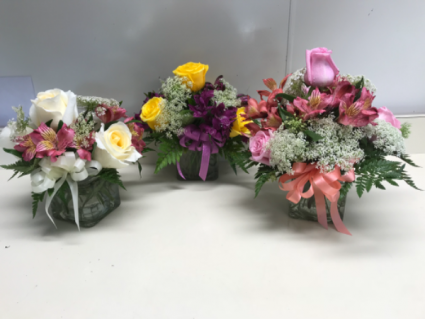 Rose Cube Special Fresh Arrangement