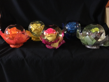 ASSORTED ROSE GLOBE