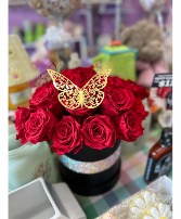 Rose hat box Floral arrangment