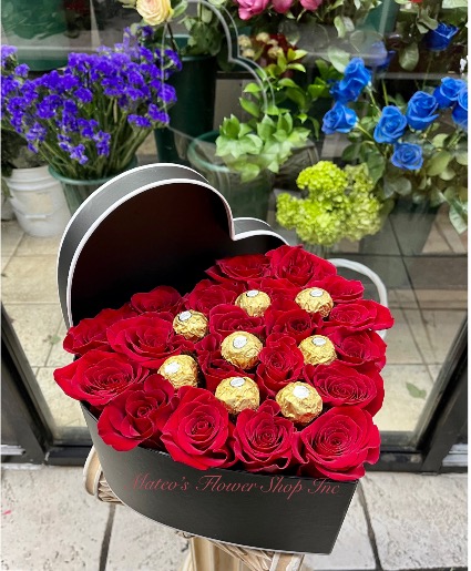 Rose Heart Box with Chocolate  