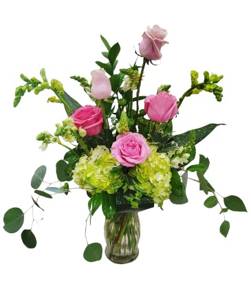 Rose & Hydrangea combo Glass Vase in Laurel, MD | Lea's Flower Shop