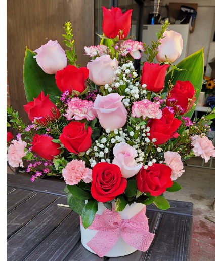 Rose in red arrangement Any occasion 