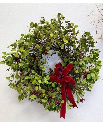 Rosehip Fresh Wreath 22" Home Decor