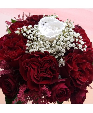 Roses and crochet Bridal Bouquet