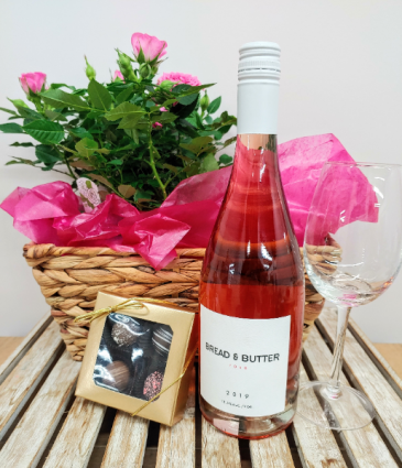 Roses and Rosé Gift Basket in Barre, VT | Forget Me Not Flowers and Gifts LLC