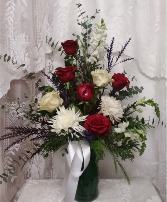 Roses and Spiders vase arrangement 1 sided