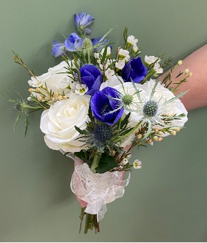 Roses & Anemone Mini Bouquet