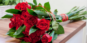 Windsor Local Florist Flowers Shop Romentic Doz Roses From K