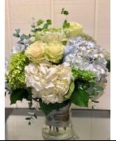 Roses & Hydrangeas  Clear gathering vase 