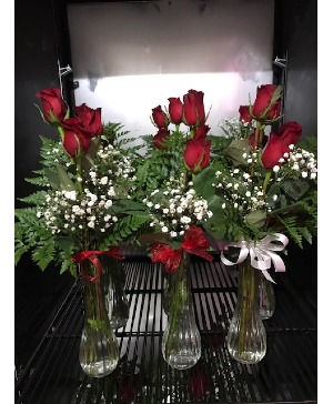 Roses, Roses, Roses centerpiece