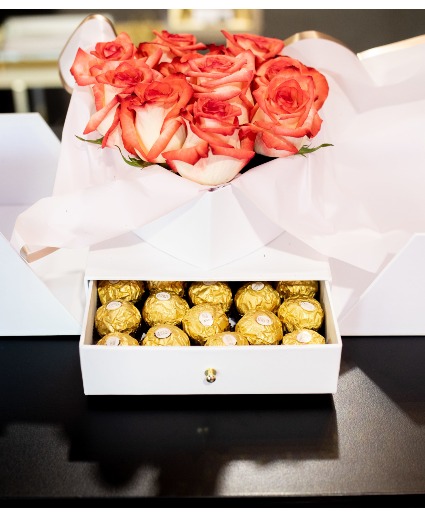 Roses with Chocolates Gift Set Roses