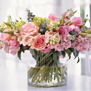 Rosey Posey Arrangement in Winston Salem, NC | RAE'S NORTH POINT FLORIST INC. Rosey Posey Arrangement in Winston Salem, NC | RAE'S NORTH POINT FLORIST INC.