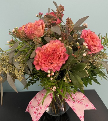 Rosey Romance Half Dozen Roses Vased Arrangement in Auburn, AL | AUBURN FLOWERS & GIFTS