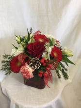 Rosy Christmas Posy Cube