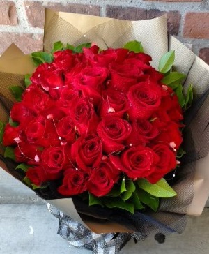 Rosy Romantic Bouquet Love / Anniversary 