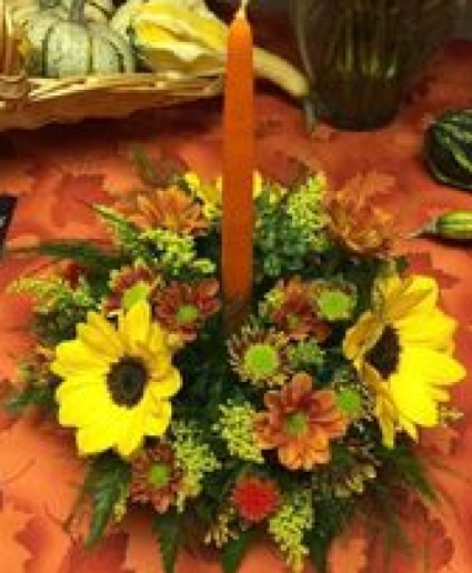 Round one candle Thanksgiving Centerpiece