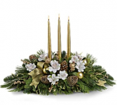 Royal Christmas Centerpiece