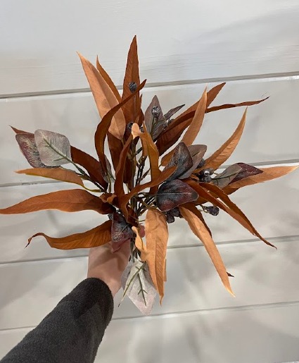Rust Bush fall silk stem