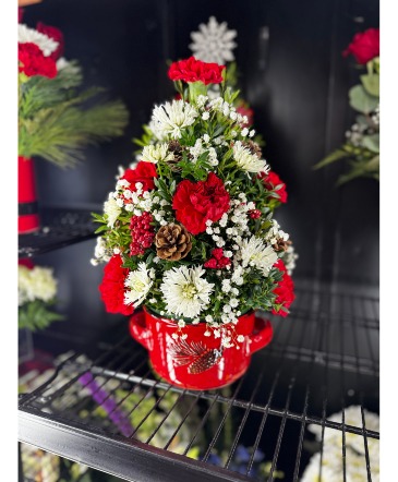 Rustic Pinecone Christmas Tree Arrangement  in Glen Burnie, MD | FORGET ME NOT FLOWERS AND GIFTS