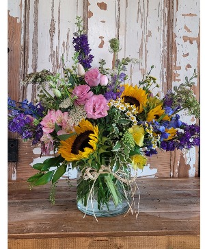 Rustic wildflower Vase Arrangement 