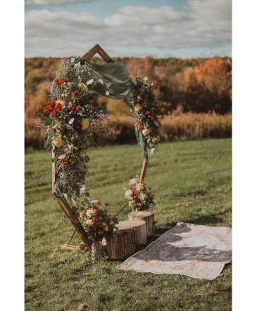 Rusty Floral Arch Wedding in Laceyville, PA | Auntie Em's Floral