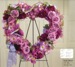 S16-4053 Purple Rose Mix Heart Wreath Easel