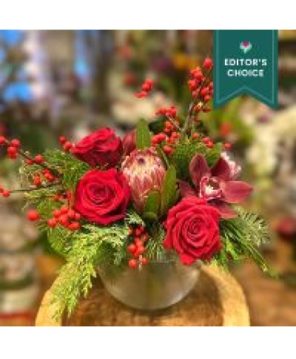 Santa Baby - Editor's Choice Vase Arrangement