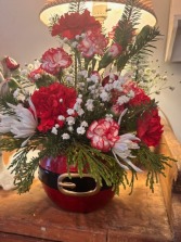 Santa Belly Fresh flowers with Holiday colors