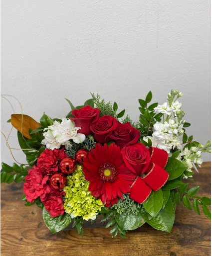 Santa’s Bloom Box Floral Arrangement