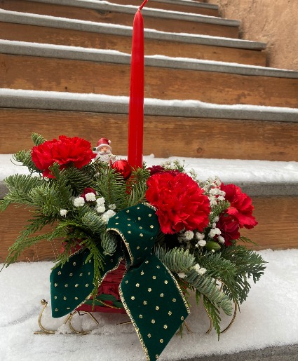 Santa's Holiday Sleigh Fresh Flowers