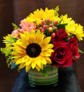 Season for sunflowers Floral Arrangement