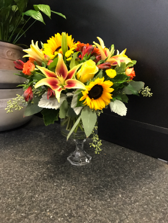 Seasonal Pedestal Base Everyday