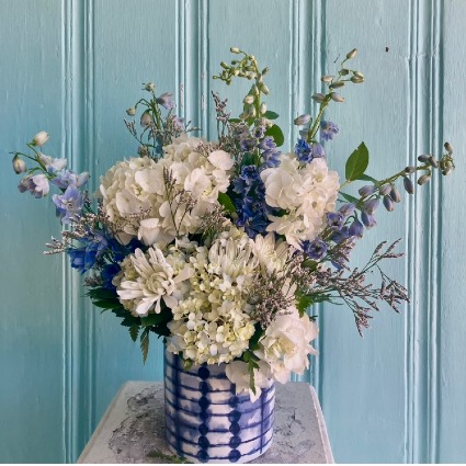 SEAVIEW FLOWER ARRANGEMENT