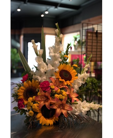 September Sun  Locally Grown Flowers  in South Milwaukee, WI | PARKWAY FLORAL INC.