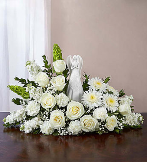 Serenity Angel in Oakdale, NY | POSH FLORAL DESIGNS INC. Serenity Angel in Oakdale, NY | POSH FLORAL DESIGNS INC.