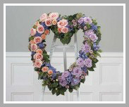 SF 139-11 Open Heart Standing Spray