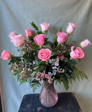 Shades of Pink  in La Grande, OR | FITZGERALD FLOWERS