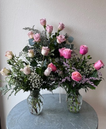 Shades of Pink Roses  in La Grande, OR | FITZGERALD FLOWERS